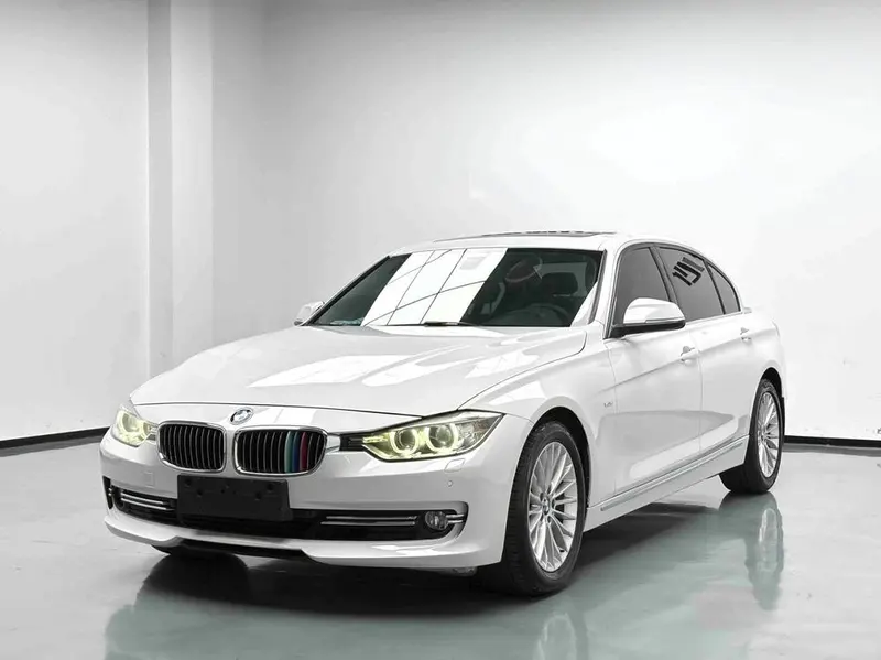 BMW 3-Series, 2015