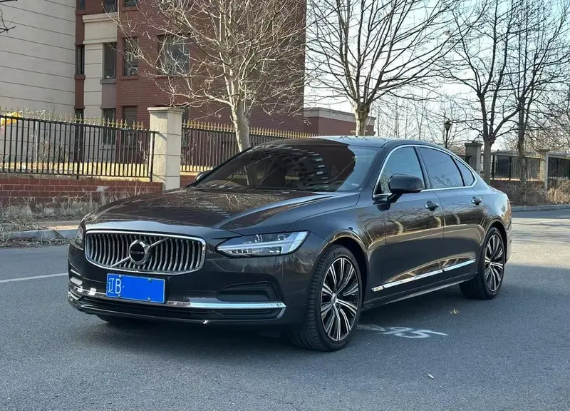 Volvo S90, 2022