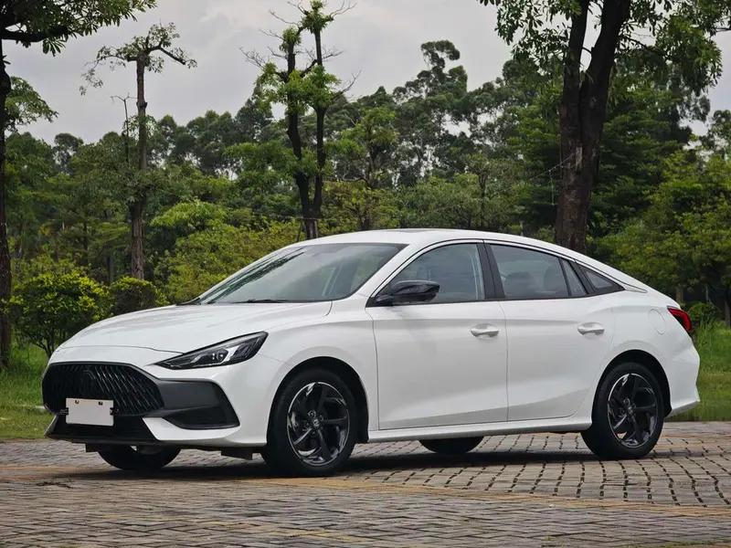 MG 5, 2022