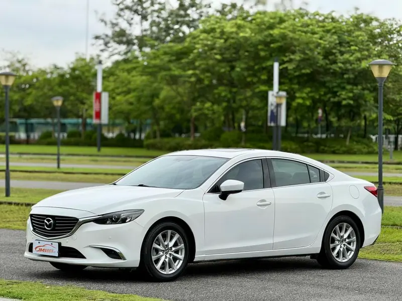 Mazda Atenza 2.0L Blue Luxury Edition CN5, 2018 — фото 1