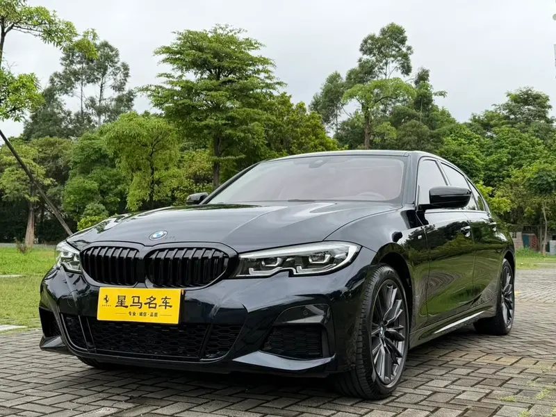 BMW 3-Series, 2022