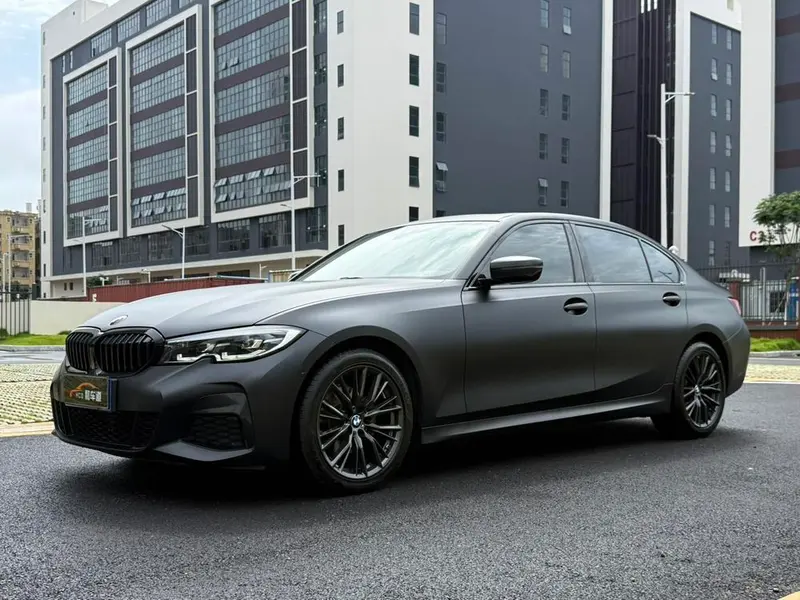BMW 3-Series, 2022
