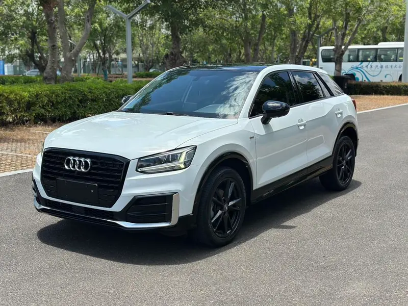Audi Q2L, 2018