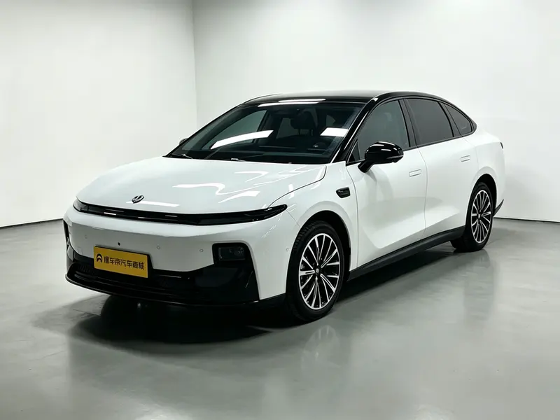 Leapmotor B01, 2025