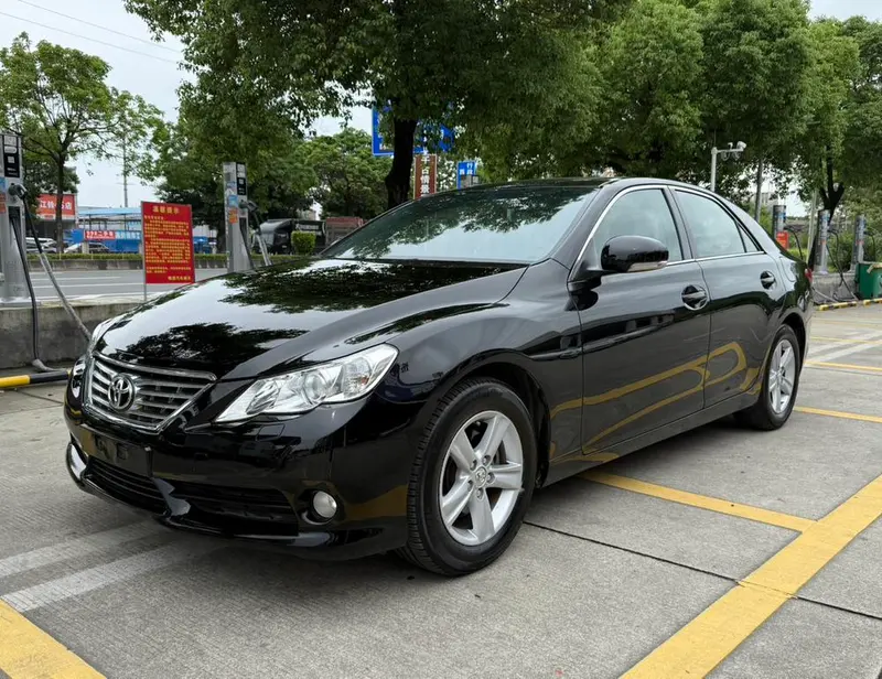 Toyota Reiz, 2010