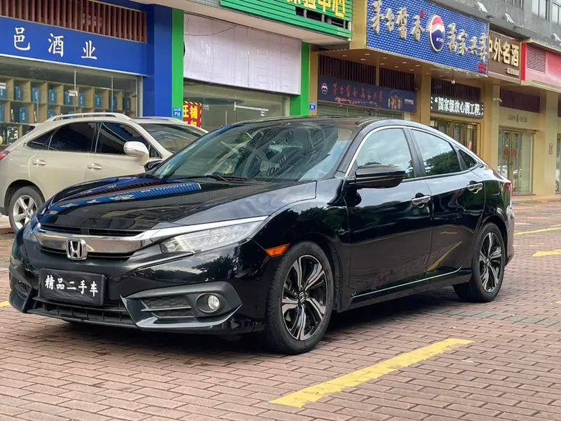 Honda Civic 220TURBO CVT Premium Edition, 2016 — фото 1