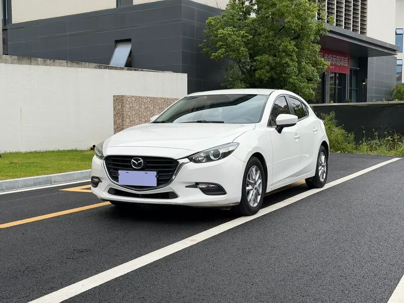 Mazda 3 Axela, 2019