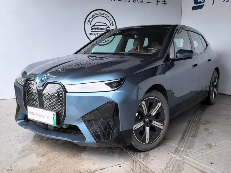 BMW iX, 2022