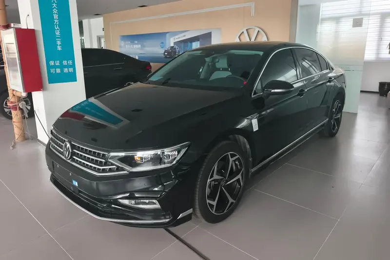 Volkswagen Magotan, 2023