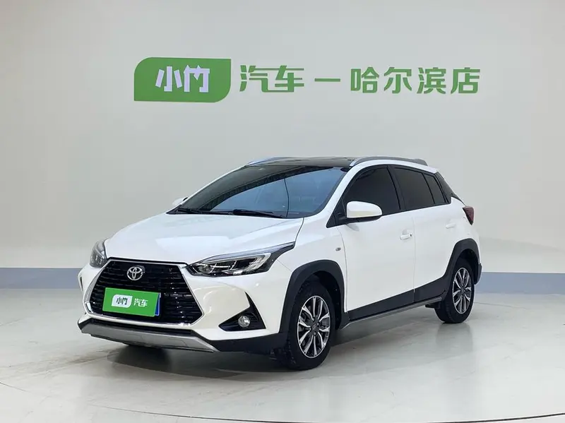Toyota Yaris L, 2022