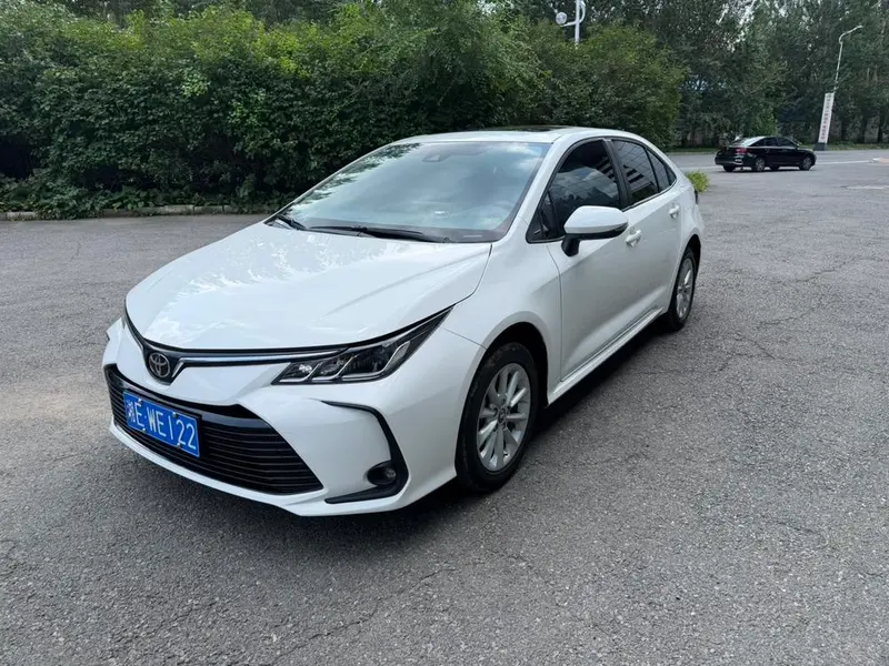 Toyota Corolla 1.2T S-CVT Elite PLUS Edition, 2021 — фото 1