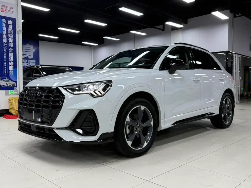 Audi Q3 35 TFSI Fashion Version, 2022 — фото 1