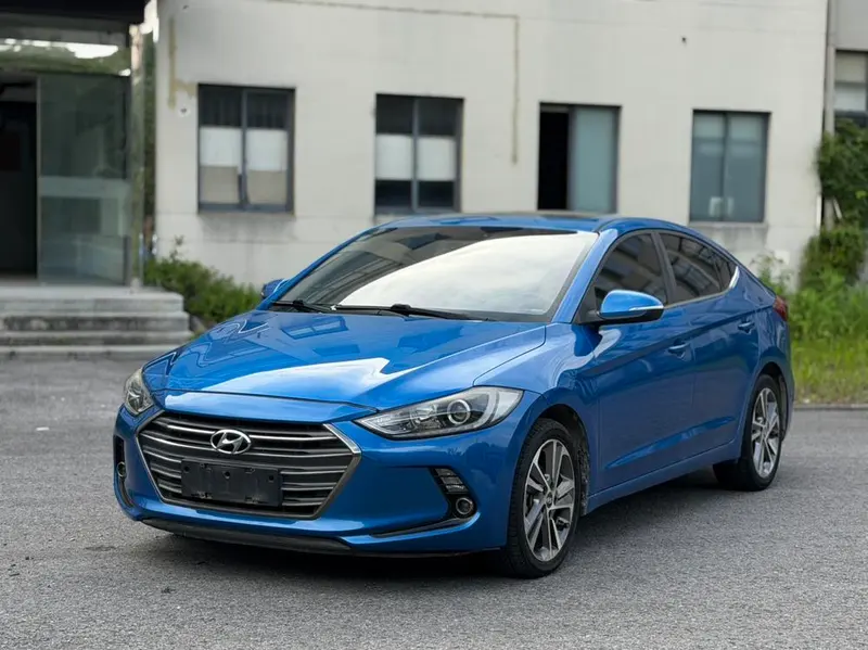Hyundai Elantra Lingdong, 2016