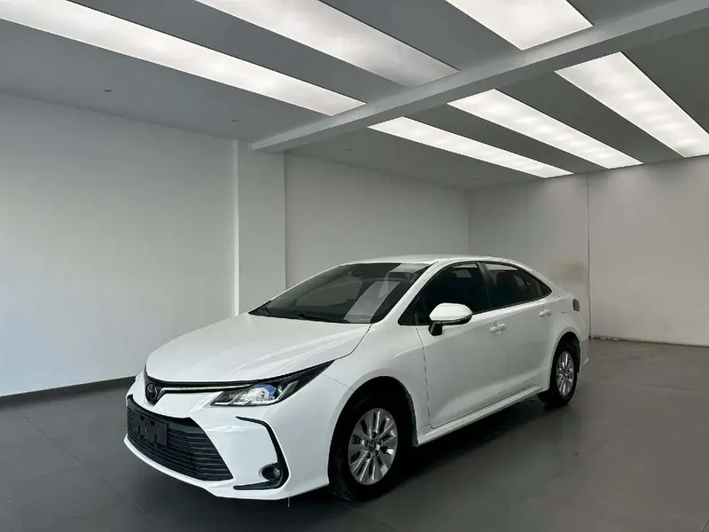Toyota Corolla 1.2T S-CVT Edition, 2021 — фото 1