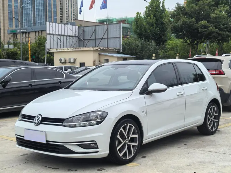 Volkswagen Golf 280TSI DSG Comfort Version, 2020 — фото 1