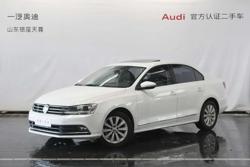 Volkswagen Sagitar, 2015