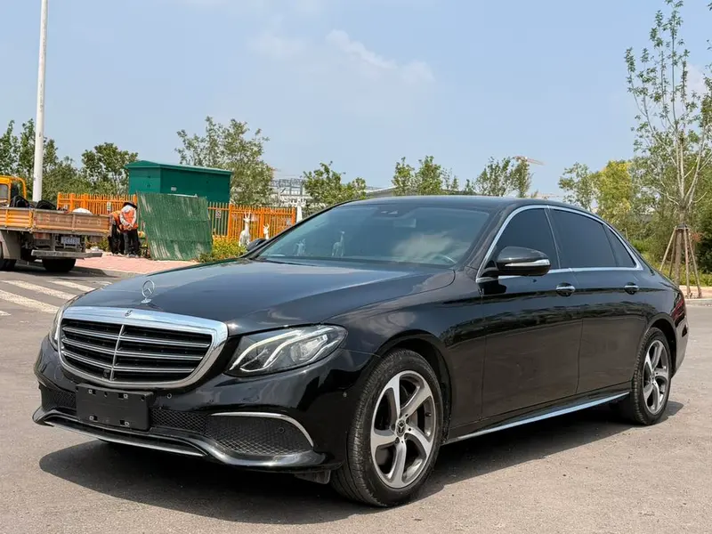 Mercedes-Benz E-Class Facelift E 300 L Luxury Version, 2018 — фото 1