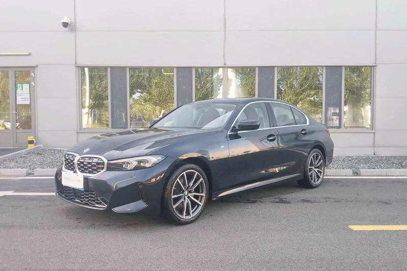 BMW 3-Series, 2025
