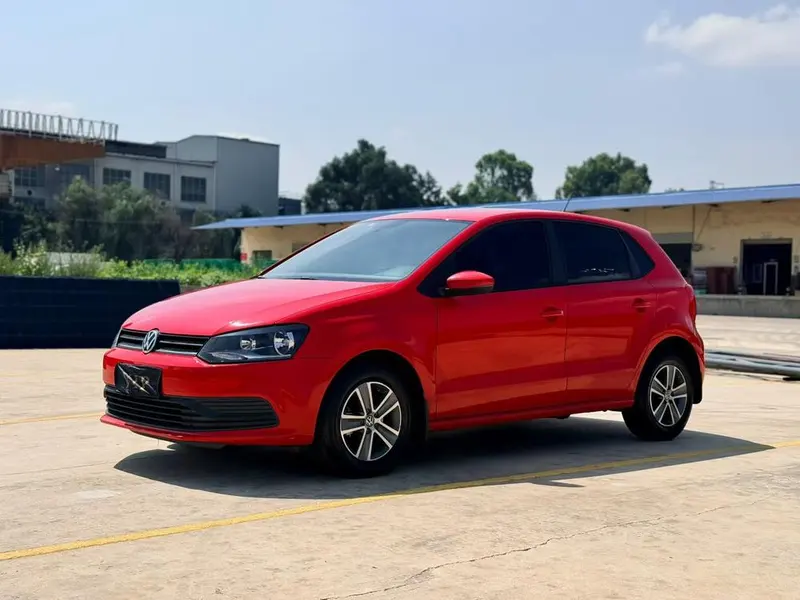 Volkswagen Polo 1.4L Auto Style Version, 2016 — фото 1