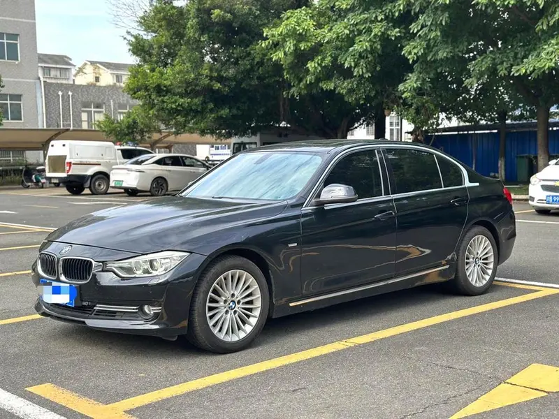 BMW 3-Series, 2013