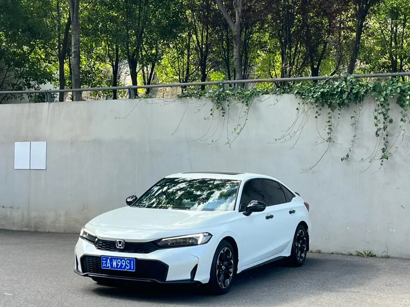 Honda Civic 240TURBO CVT 智趣Pro, 2025 — фото 1