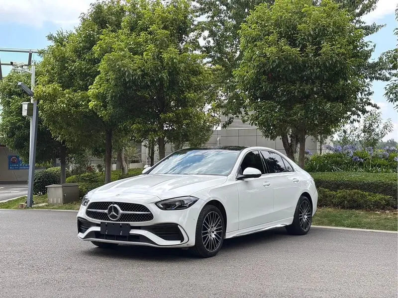 Mercedes-Benz C-Class, 2024