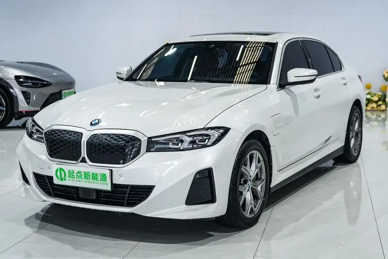 BMW i3 eDrive35L, 2025 — фото 1