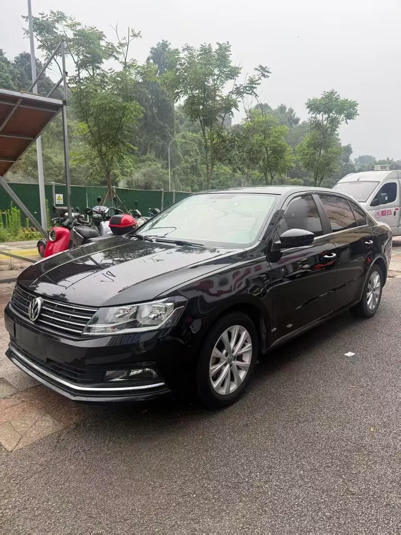 Volkswagen Lavida 230TSI DSG Comfort Edition, 2015 — фото 1