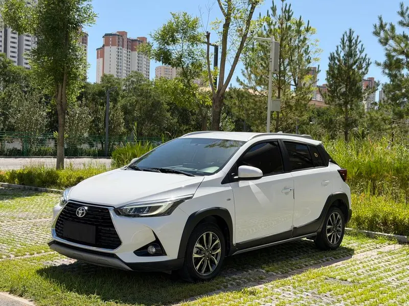 Toyota Yaris L, 2022