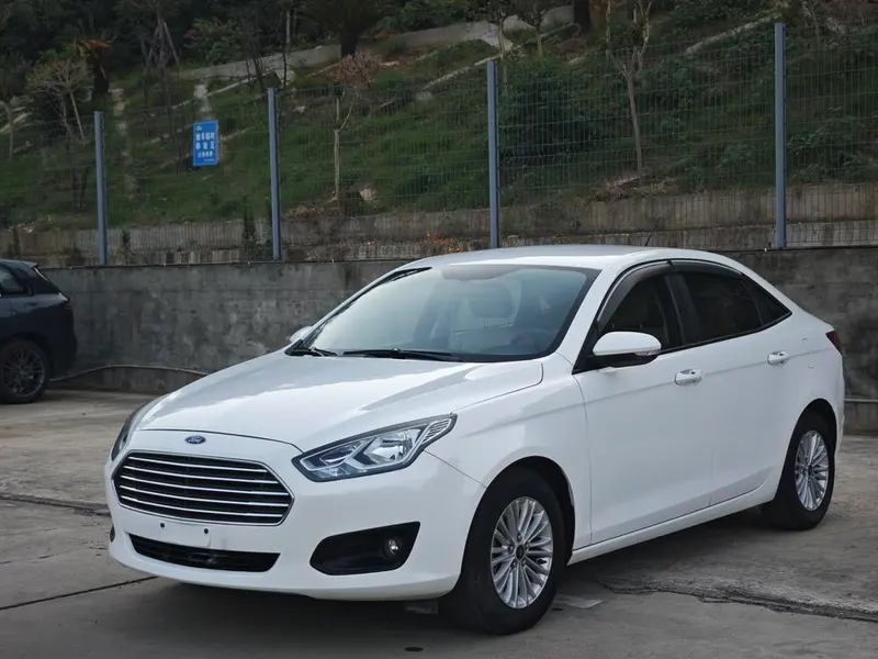 Ford Escort Facelift 1.5L Auto Comfort Version, 2017 — фото 1