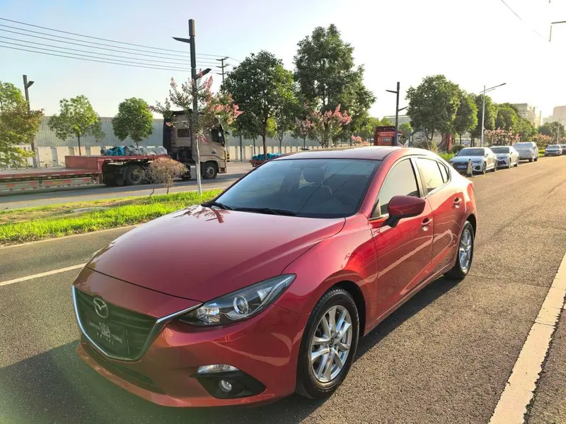 Mazda 3 Axela, 2014