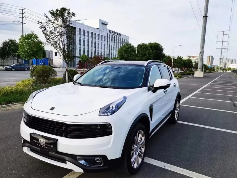 Lynk & Co 01, 2017