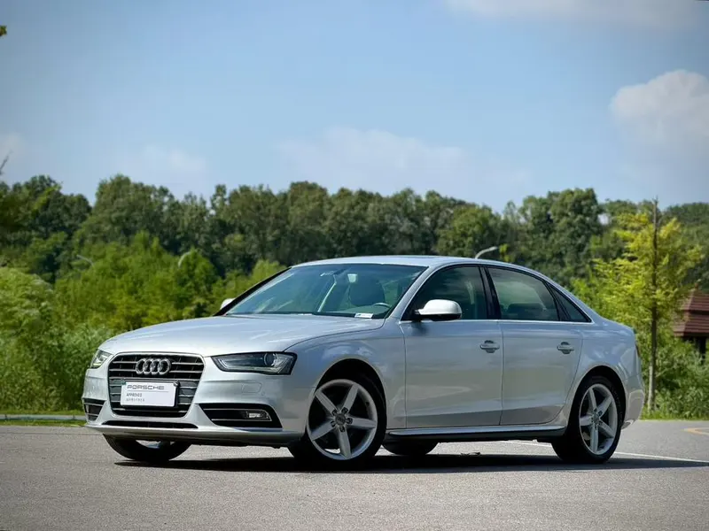 Audi A4L 35 TFSI Auto Standard Version, 2015 — фото 1