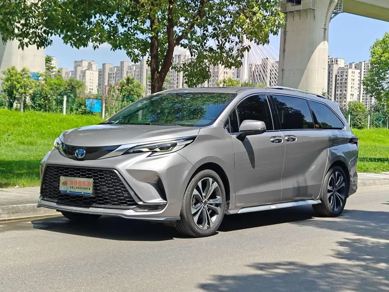Toyota Granvia, 2023