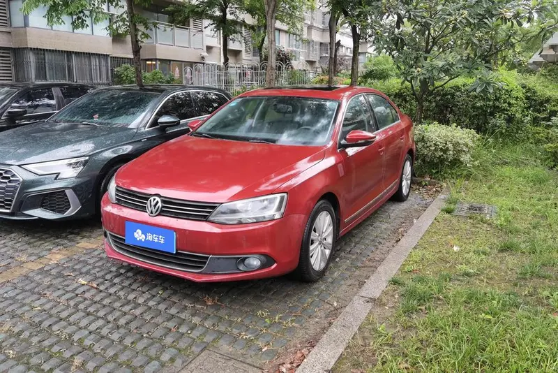 Volkswagen Sagitar, 2014