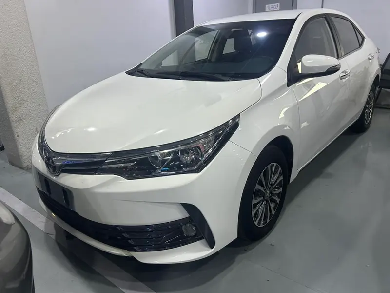 Toyota Corolla 1.2T S-CVT GL Smart Edition CN5, 2018 — фото 1