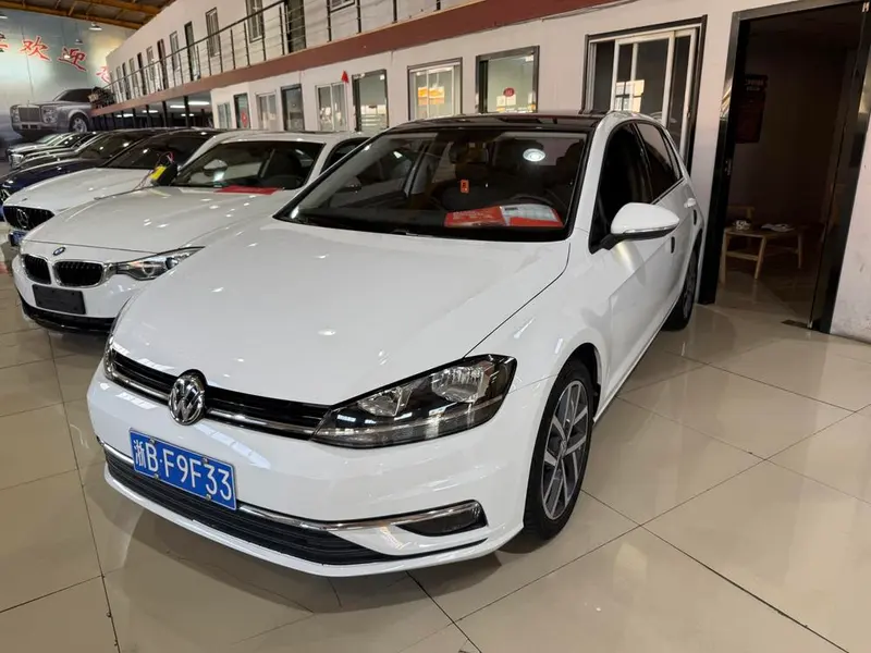 Volkswagen Golf Edition 280TSI DSG Comfort Version, 2020 — фото 1