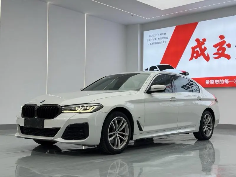 BMW 5-Series, 2021