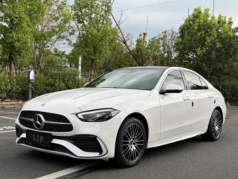 Mercedes-Benz C-Class, 2024