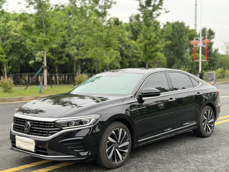 Volkswagen Passat, 2024