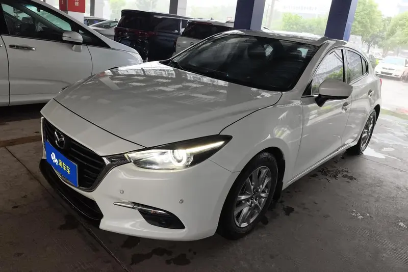 Mazda 3 Axela, 2017