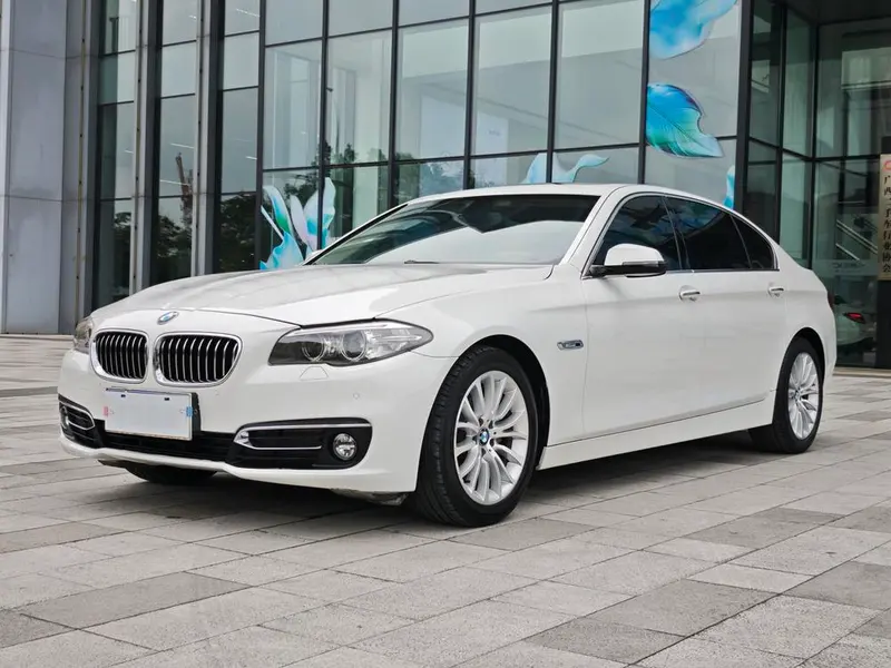 BMW 5-Series, 2017