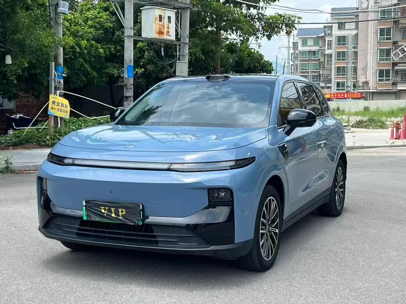 Leapmotor B10 510 Lidar Edition, 2025 — фото 1