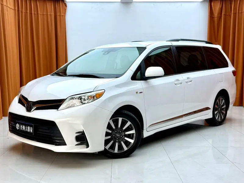 Toyota Sienna, 2017