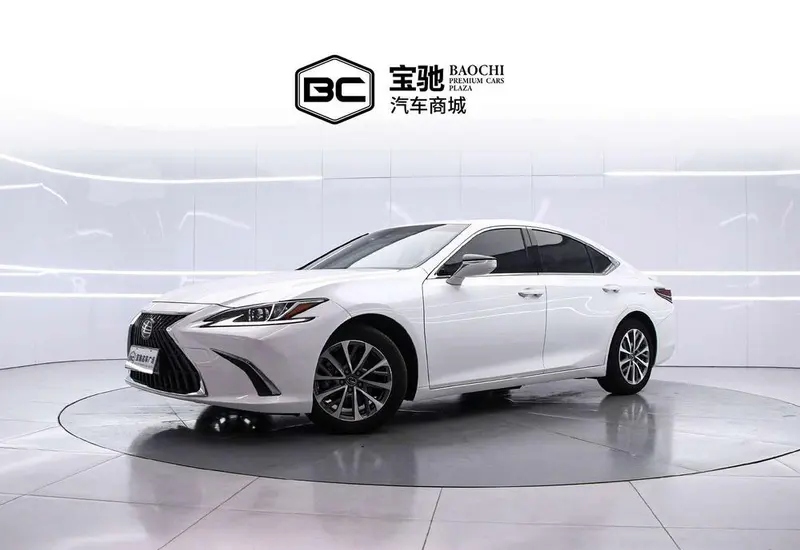 Lexus ES, 2021