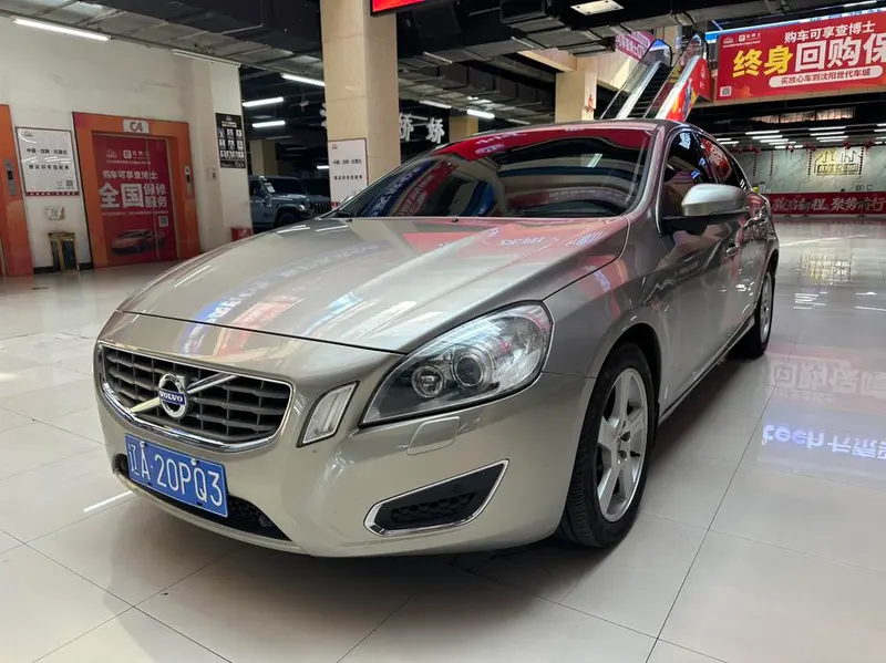 Volvo S60 (Import) T5 Edition, 2013 — фото 1