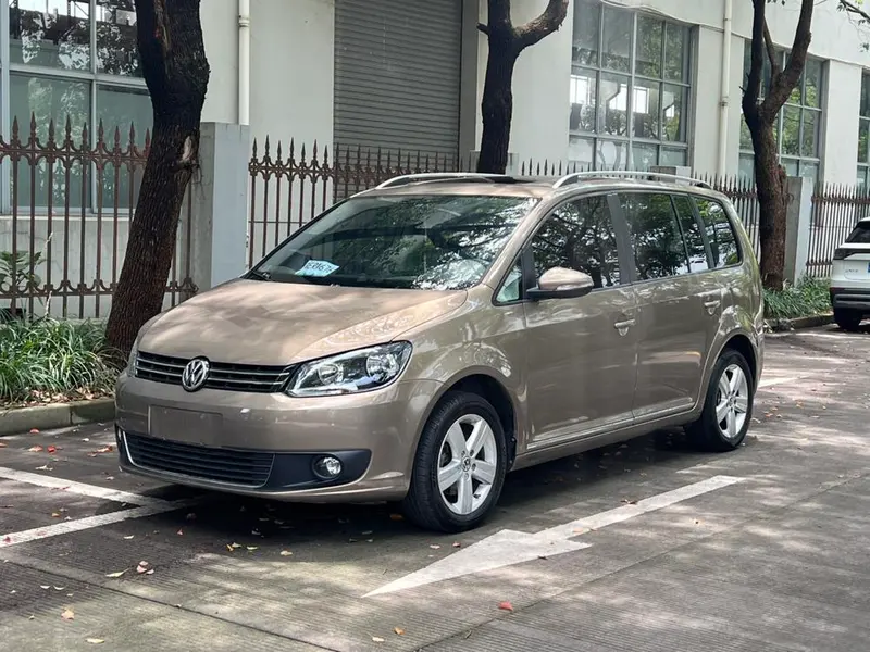 Volkswagen Touran, 2015