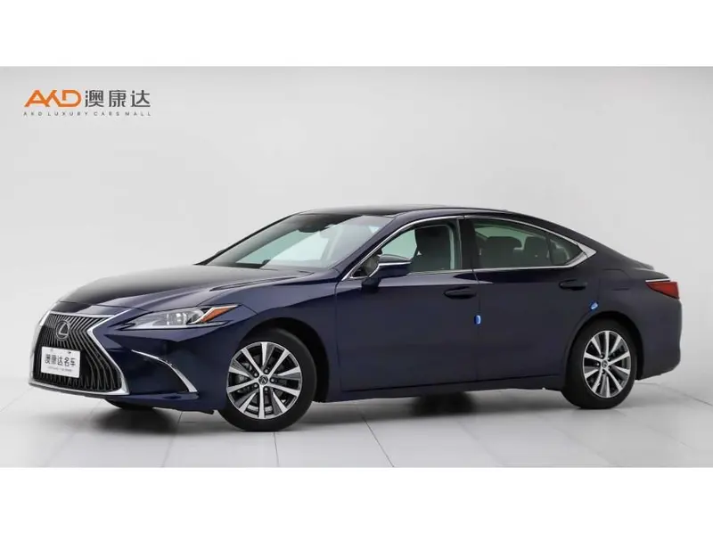 Lexus ES, 2020