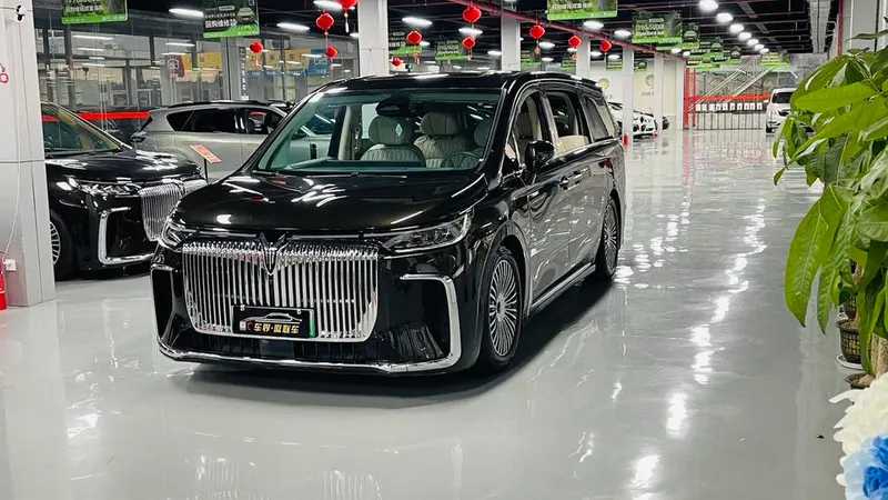 Voyah Dreamer PHEV, 2025