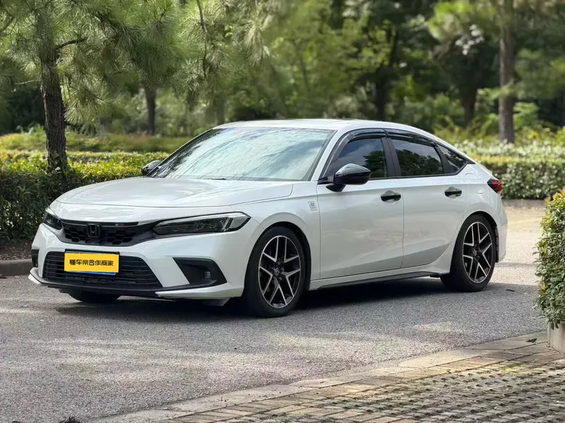 Honda Civic HATCHBACK 240TURBO Manual Dynamic Edition, 2023 — фото 1